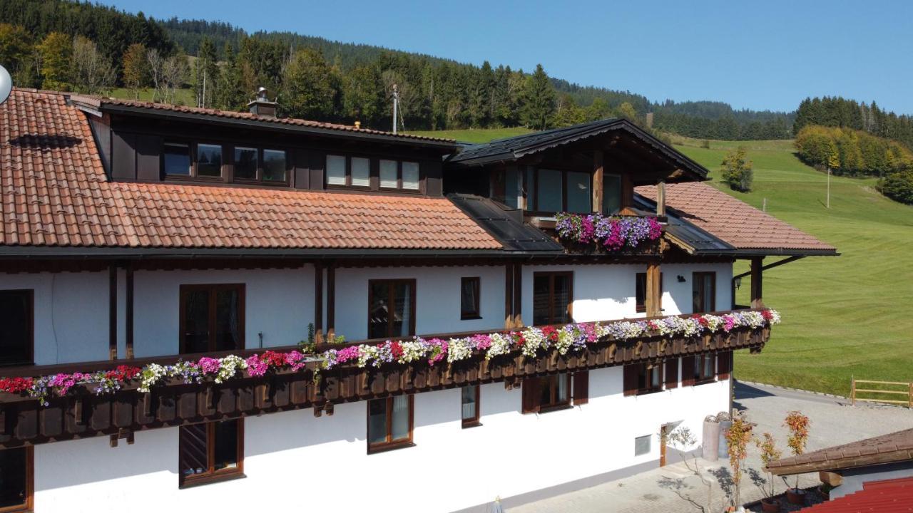 Kraeuterhof-Ferienwohnung Миссен-Вильхамс Экстерьер фото